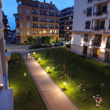 Aivazovsky Park Anchialos H14 * Pomorie