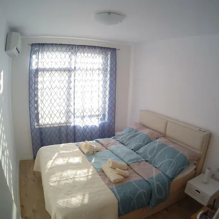 Apartment Aivazovsky Park Anchialos H14 Pomorie